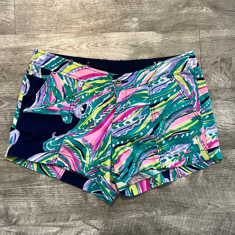 Lilly pulitzer The Liana short Sz 4 EUC